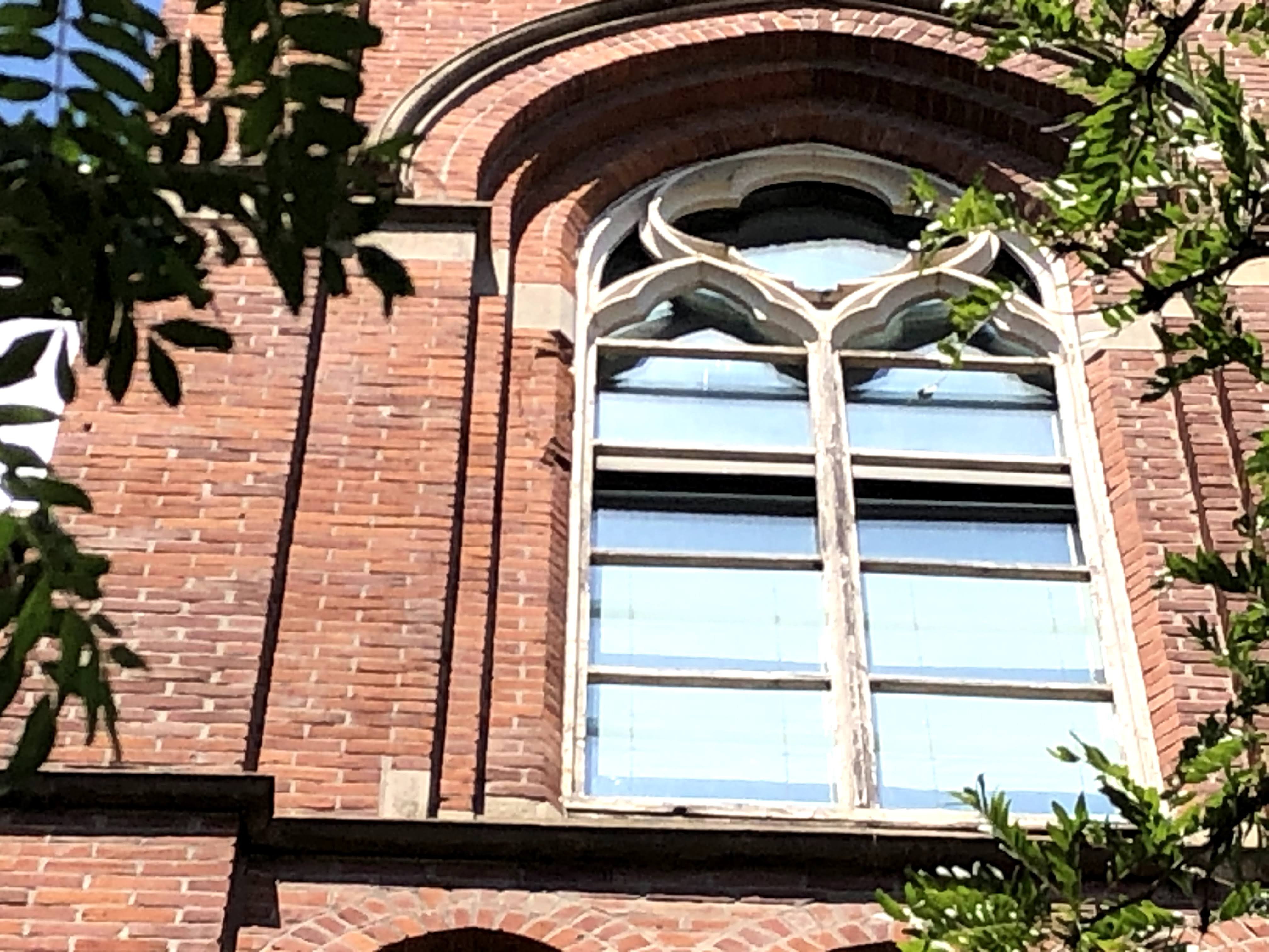 Service Image 2